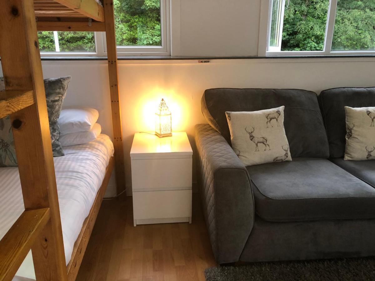 Attic Apartment Glasgow Esterno foto